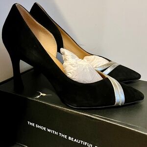 NIB Naturalizer Aubrey Black Suede Heel